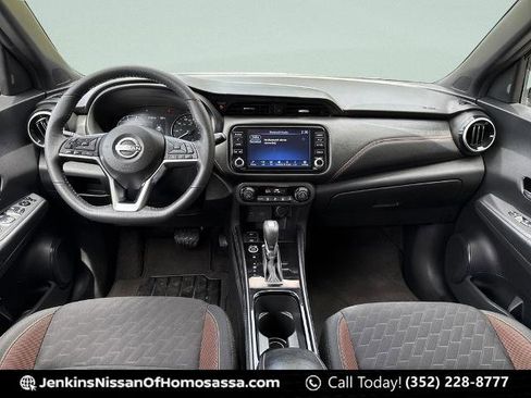 Certified 2024 Nissan Kicks SR FWD image 23
