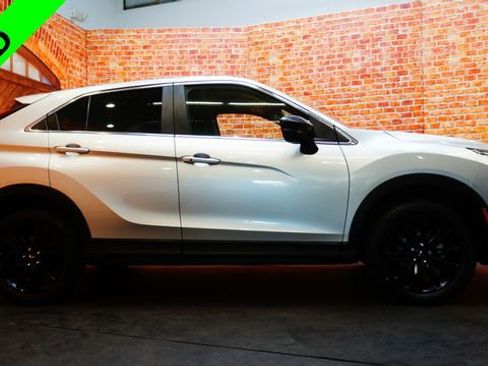 Used 2024 Mitsubishi Eclipse Cross LE AWD/4WD image 8