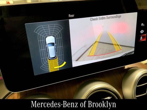 Used 2022 Mercedes-Benz GLC 300 4MATIC image 28