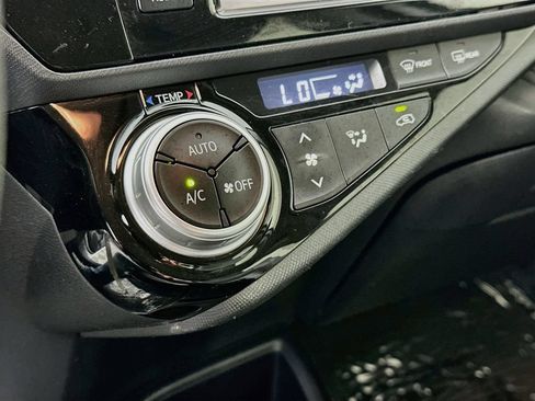 Used 2015 Toyota Prius C One FWD image 15