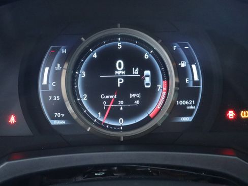 Used 2018 Lexus IS 350 F Sport image 16