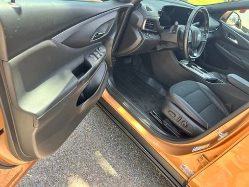 Used 2024 Buick Envista Preferred w/ Convenience I Package FWD image 18