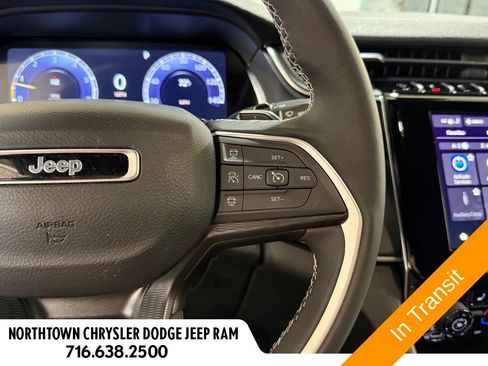 Used 2025 Jeep Grand Cherokee Laredo X w/ Luxury Tech Group I AWD/4WD image 36