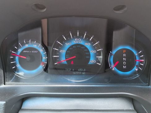 Used 2010 Ford Fusion SEL FWD image 16