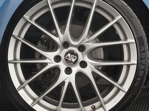 Used 2017 Volkswagen Golf Wolfsburg Edition FWD image 3