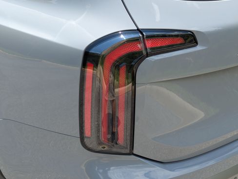 Used 2023 Kia Telluride SX Prestige X-Line AWD/4WD image 10