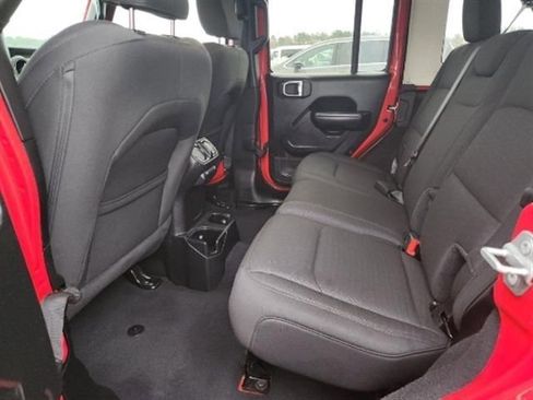 Used 2020 Jeep Wrangler Unlimited Sport S image 4