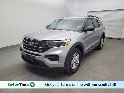 Used 2022 Ford Explorer XLT RWD image 1