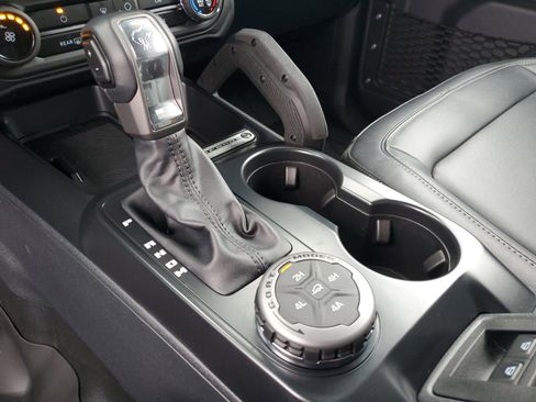 Certified 2025 Ford Bronco Badlands image 27