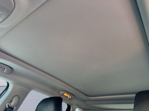 Used 2022 Jeep Compass Latitude w/ Sun and Sound Group image 15