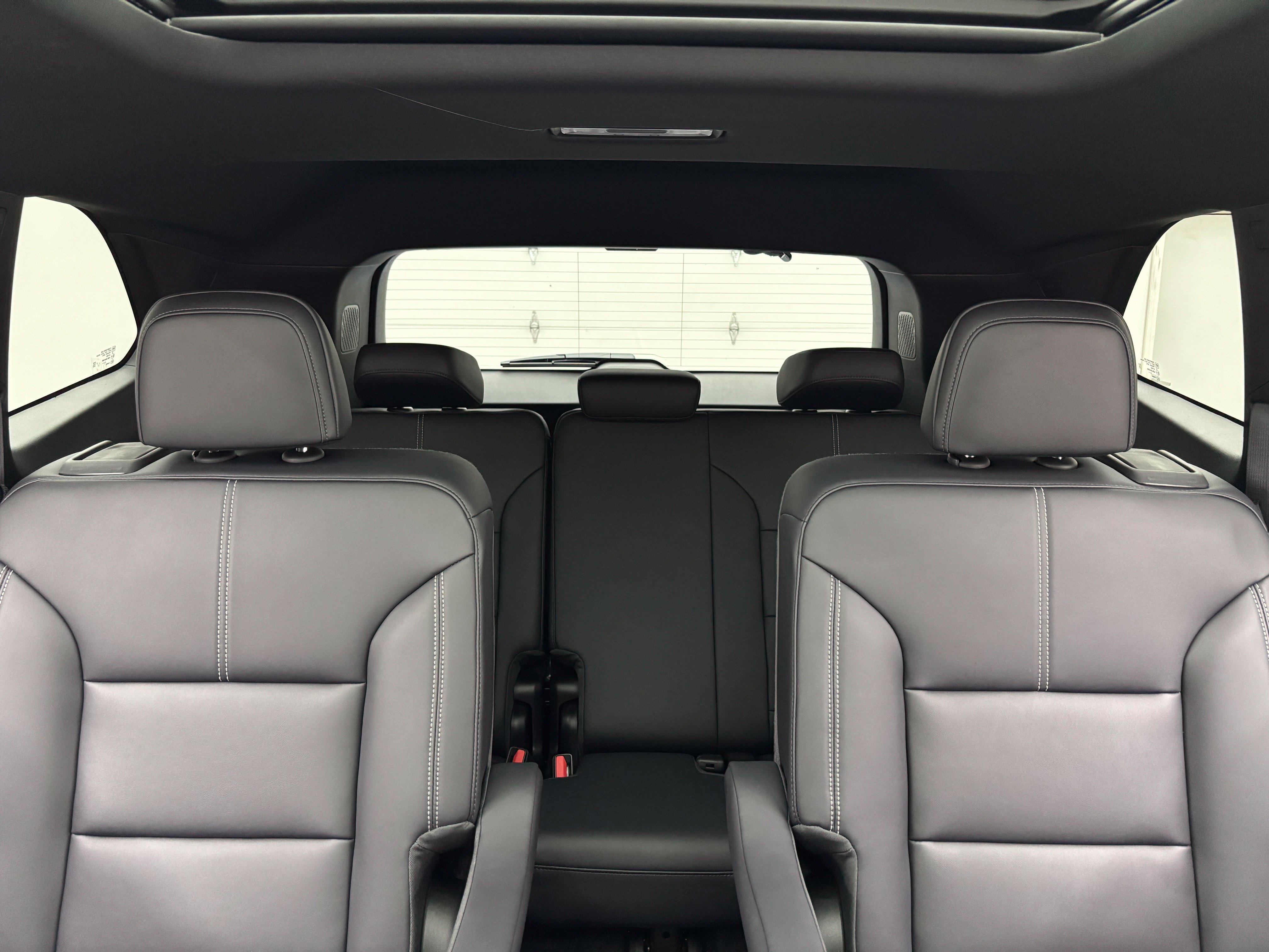 New 2027 GMC Acadia Elevation w/ Elevation Premium Package AWD/4WD image 43