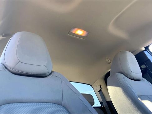 Used 2017 Chevrolet Colorado W/T image 14