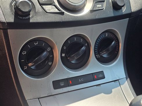 Used 2010 MAZDA MAZDA3 s Sport FWD image 39