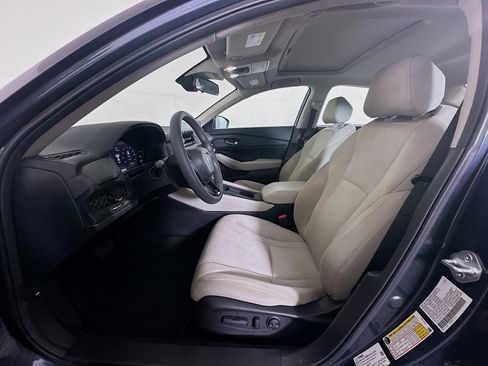 Used 2024 Honda Accord EX image 13