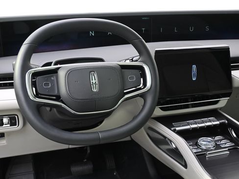 New 2026 Lincoln Nautilus Premier w/ Equipment Group 102A AWD/4WD image 12