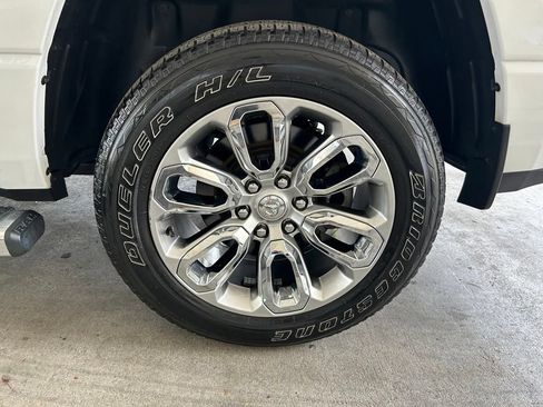 Used 2023 RAM 1500 Laramie AWD/4WD image 20