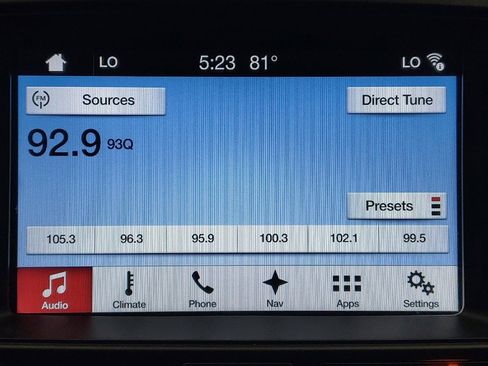 Used 2017 Ford Explorer XLT w/ Equipment Group 202A FWD image 25