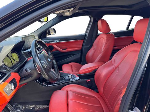 Used 2023 BMW X2 sDrive28i w/ M Sport Package FWD image 9