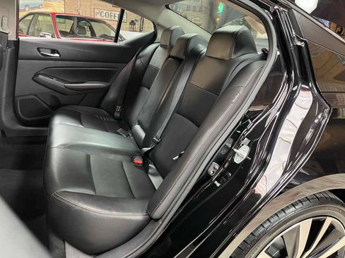 Used 2019 Nissan Altima 2.5 SR FWD image 21