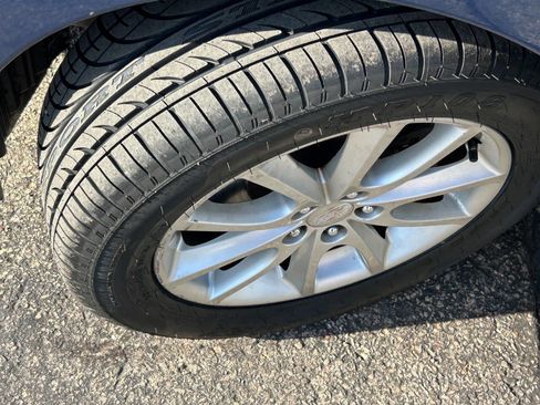 Used 2013 Subaru Impreza 2.0i Premium w/ Popular Pkg 2 image 9