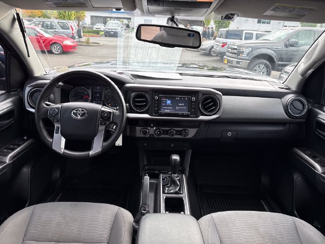 Used 2017 Toyota Tacoma SR5 w/ Tow Package AWD/4WD image 26