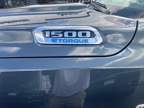New 2026 RAM 1500 Big Horn AWD/4WD image 9