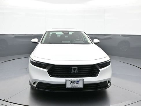 Certified 2023 Honda Accord EX image 2