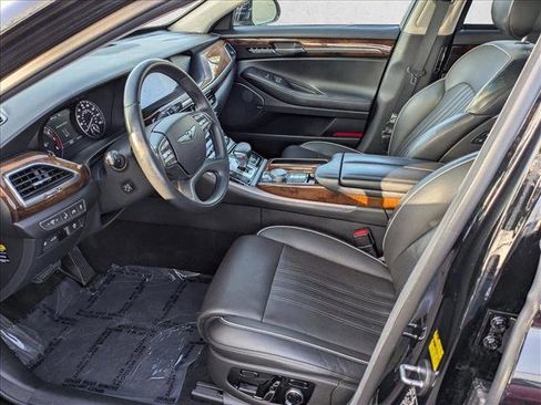 Used 2017 Genesis G90 3.3T Premium image 15