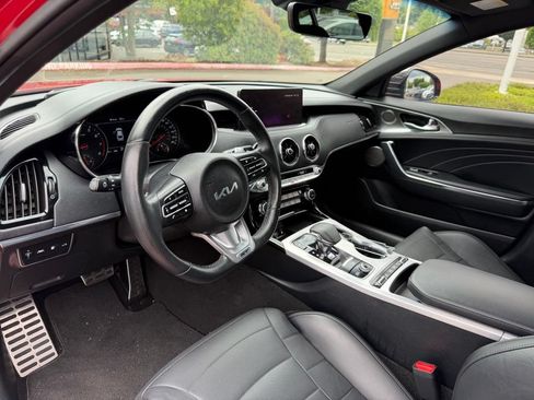 Used 2023 Kia Stinger GT2 AWD/4WD image 16