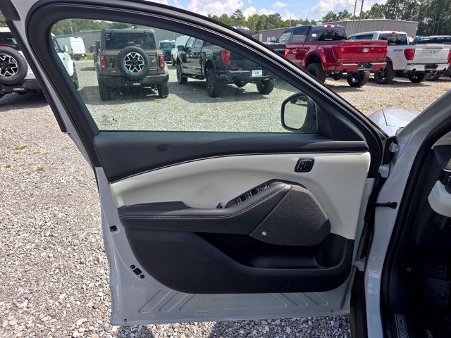 Used 2023 Ford Mustang Mach-E Premium AWD/4WD image 8