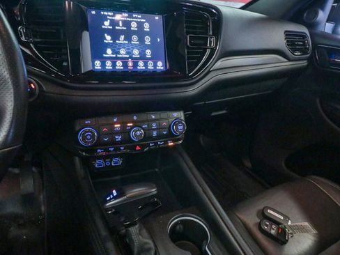Used 2022 Dodge Durango GT RWD image 22