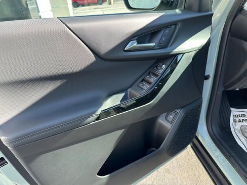 Certified 2025 Chevrolet Equinox LT w/ Convenience Package II image 10