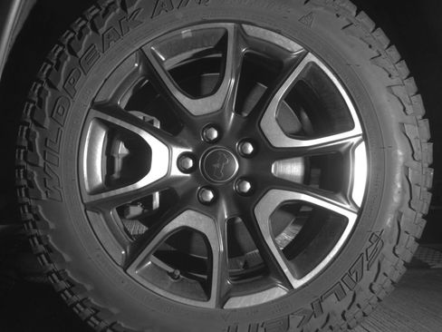Used 2025 Jeep Compass Trailhawk AWD/4WD image 15