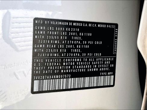 Used 2022 Volkswagen Tiguan SE image 14