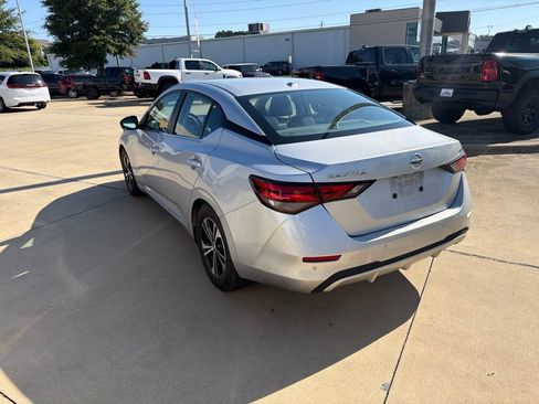 Used 2022 Nissan Sentra SV w/ All-Weather Package FWD image 10