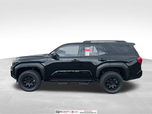 New 2026 Toyota 4Runner SR5 AWD/4WD image 2
