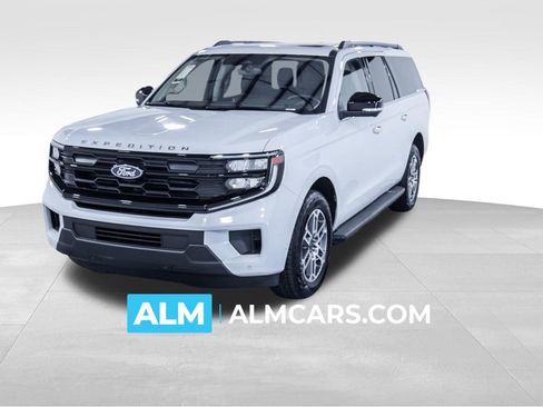 Used 2025 Ford Expedition Max Active AWD/4WD image 1