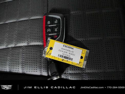 Certified 2025 Cadillac Escalade V AWD/4WD image 28