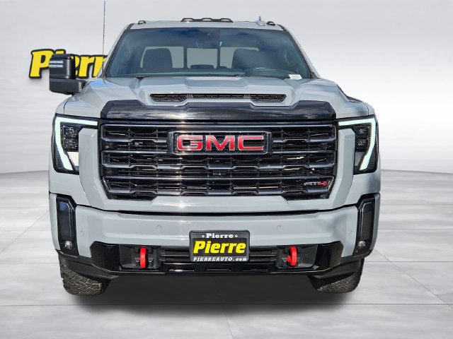 Used 2024 GMC Sierra 2500 AT4 w/ Technology Package AWD/4WD image 9