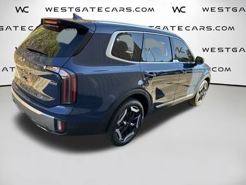 New 2025 Kia Telluride EX w/ EX Captain's Chair Package image 30