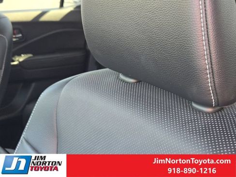 Used 2025 Honda Ridgeline RTL image 15