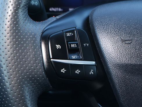 Used 2023 Ford Escape ST-Line image 24