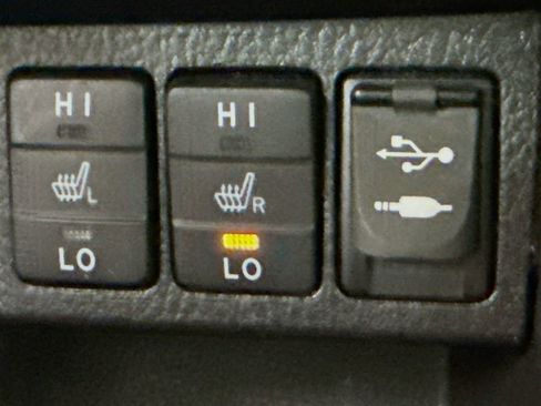 Certified 2017 Toyota Corolla XLE FWD image 19