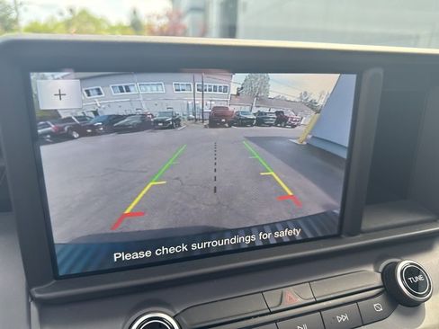 Used 2023 Ford Maverick XLT w/ Equipment Group 300A Standard image 16