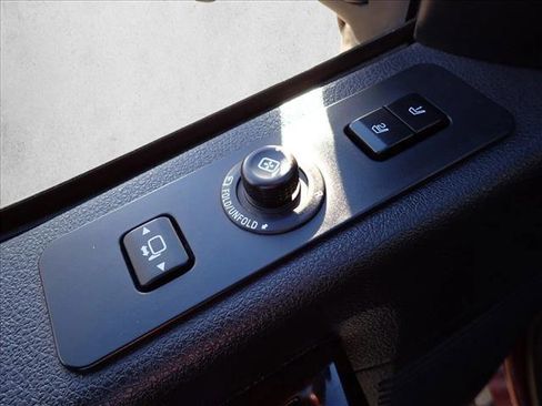 Used 2015 Ford F250 Platinum image 17