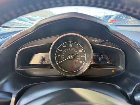 Used 2017 MAZDA MAZDA3 Touring w/ Popular Equipment Package image 19