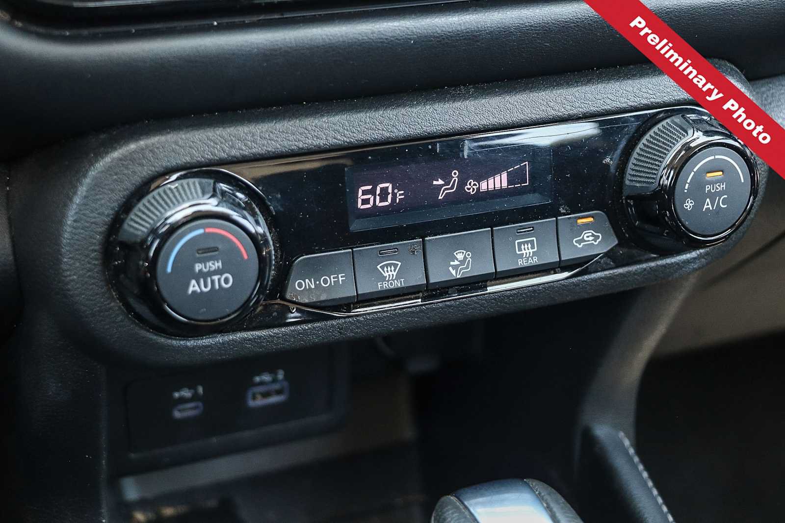 Used 2022 Nissan Kicks SR FWD image 18