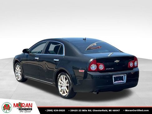 Used 2010 Chevrolet Malibu LTZ FWD image 4