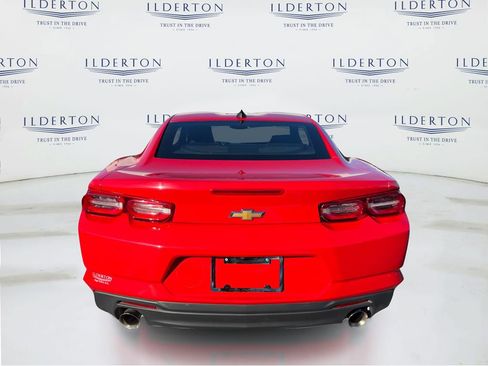 Used 2022 Chevrolet Camaro LT image 7