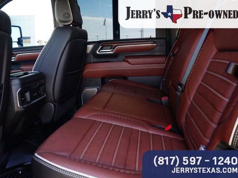 Used 2024 GMC Sierra 2500 Denali Ultimate w/ Max Trailering Package image 21